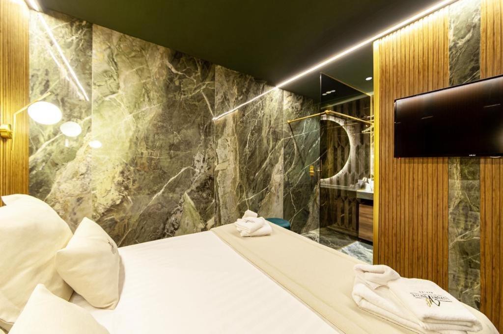 Luxury Suite Napoli Esterno foto
